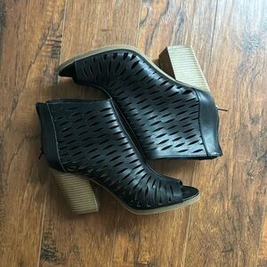 Size 8 Black Rampage Booties
